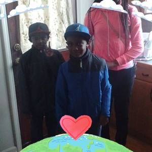 Meet your Posher, Tommonique